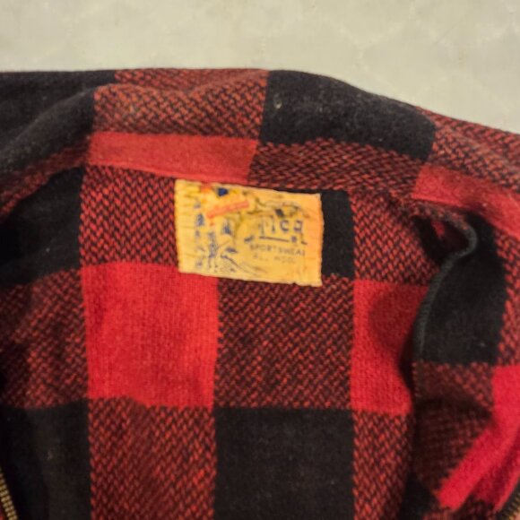 Vintage Duxbak Utica Flannel Shirt - Red Buffalo Plaid Rare New York Wool READ - Picture 12 of 16